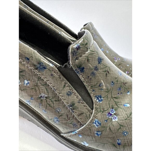 EASY WORKS Women’s Slip on Clogs Comfort Work Shoes Size 11 M Floral Gray Blue - Picture 10 of 15